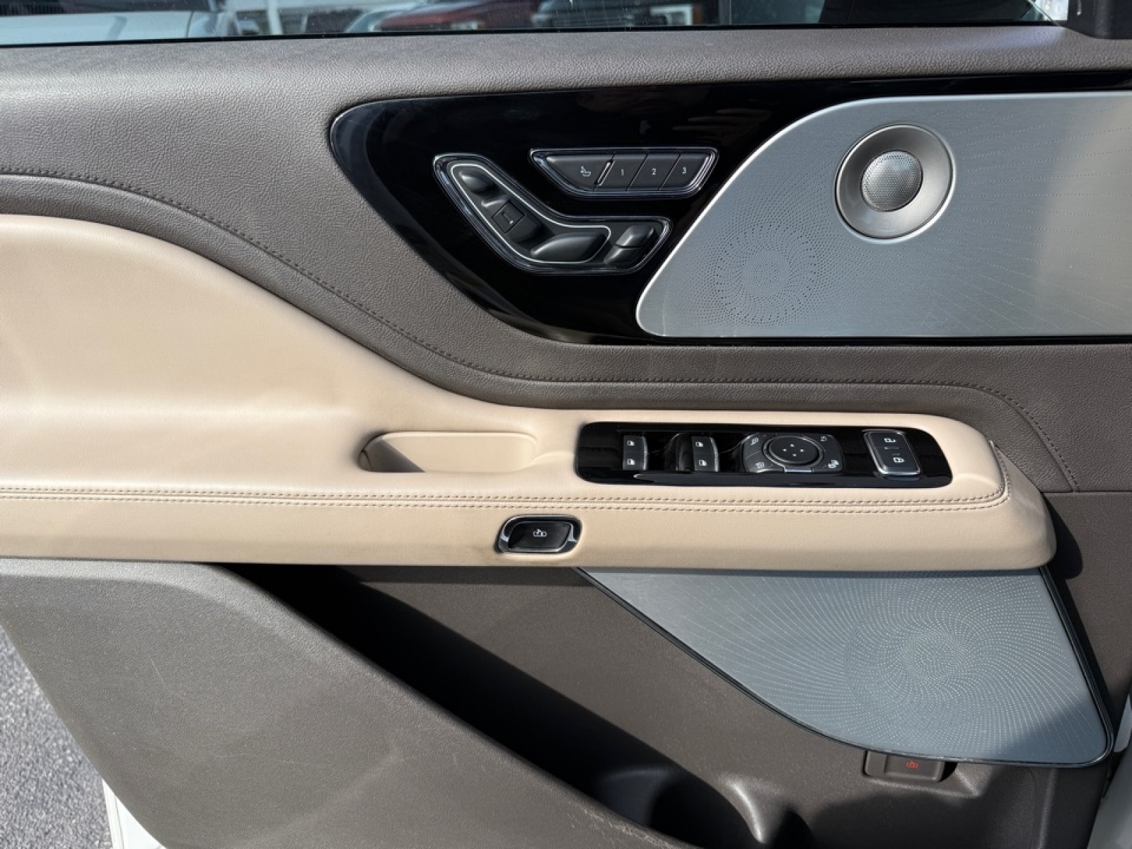 2020 Lincoln Aviator Reserve, 39273, Photo