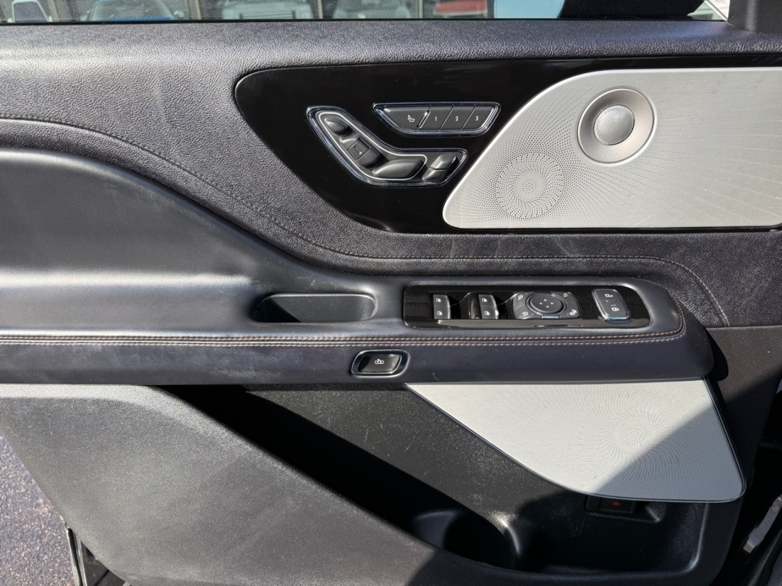 2020 Lincoln Aviator Reserve, 39475, Photo