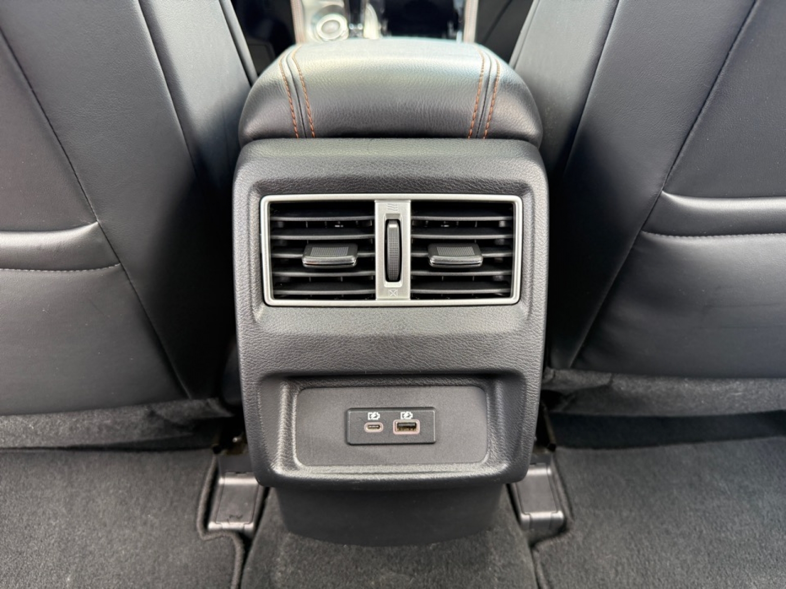 2020 Nissan Maxima SR Xtronic CVT, 38765, Photo