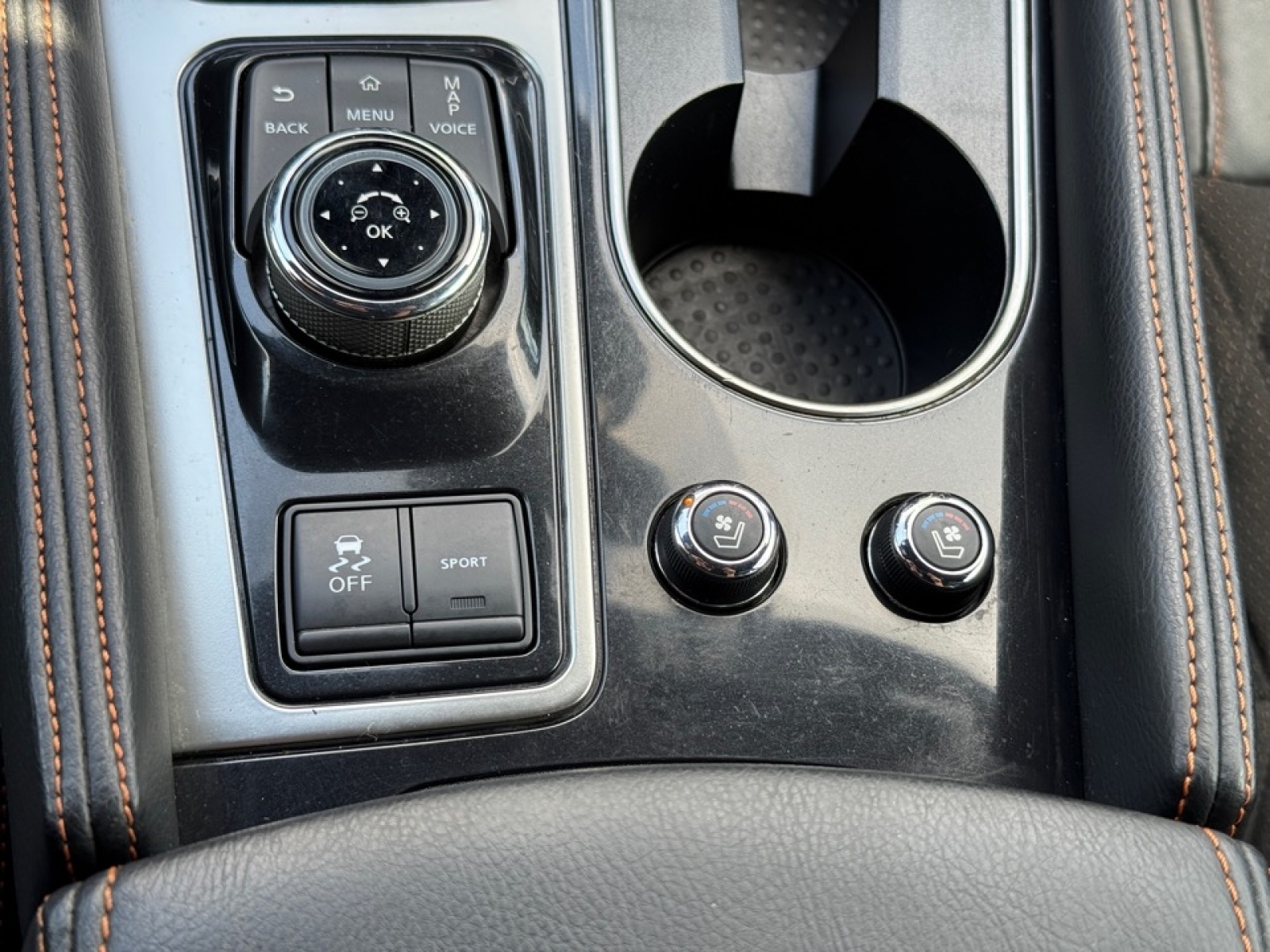 2020 Nissan Maxima SR Xtronic CVT, 38765, Photo