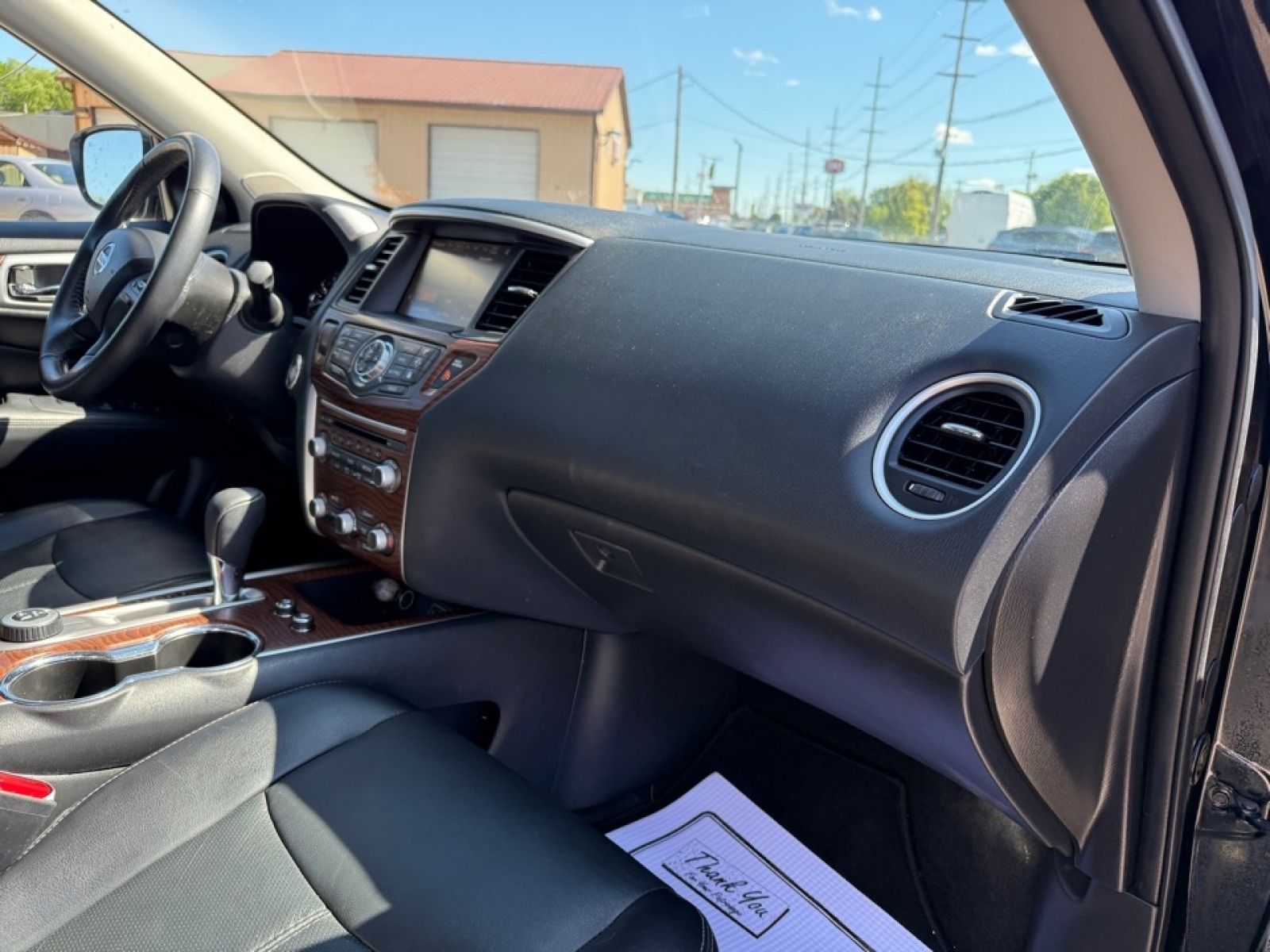 2020 Nissan Pathfinder Platinum 4WD, 38390, Photo