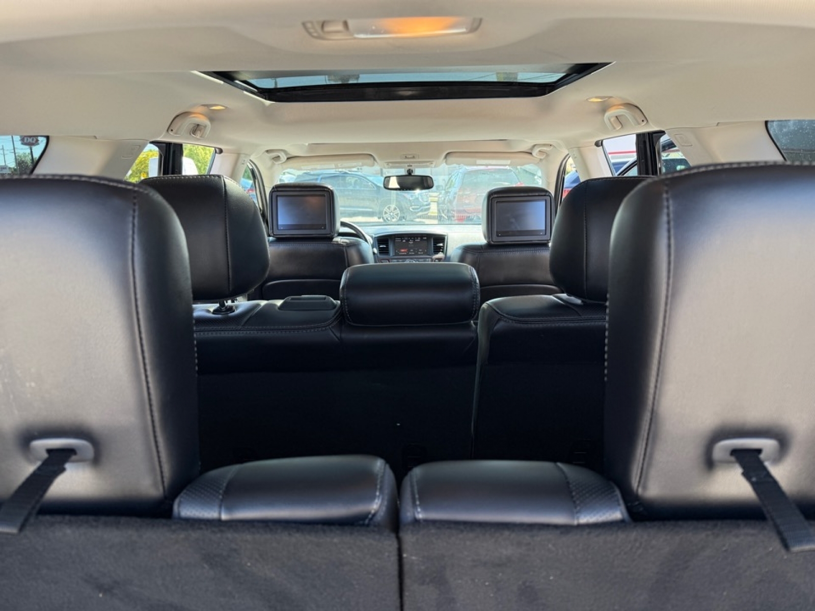 2020 Nissan Pathfinder Platinum 4WD, 38390, Photo