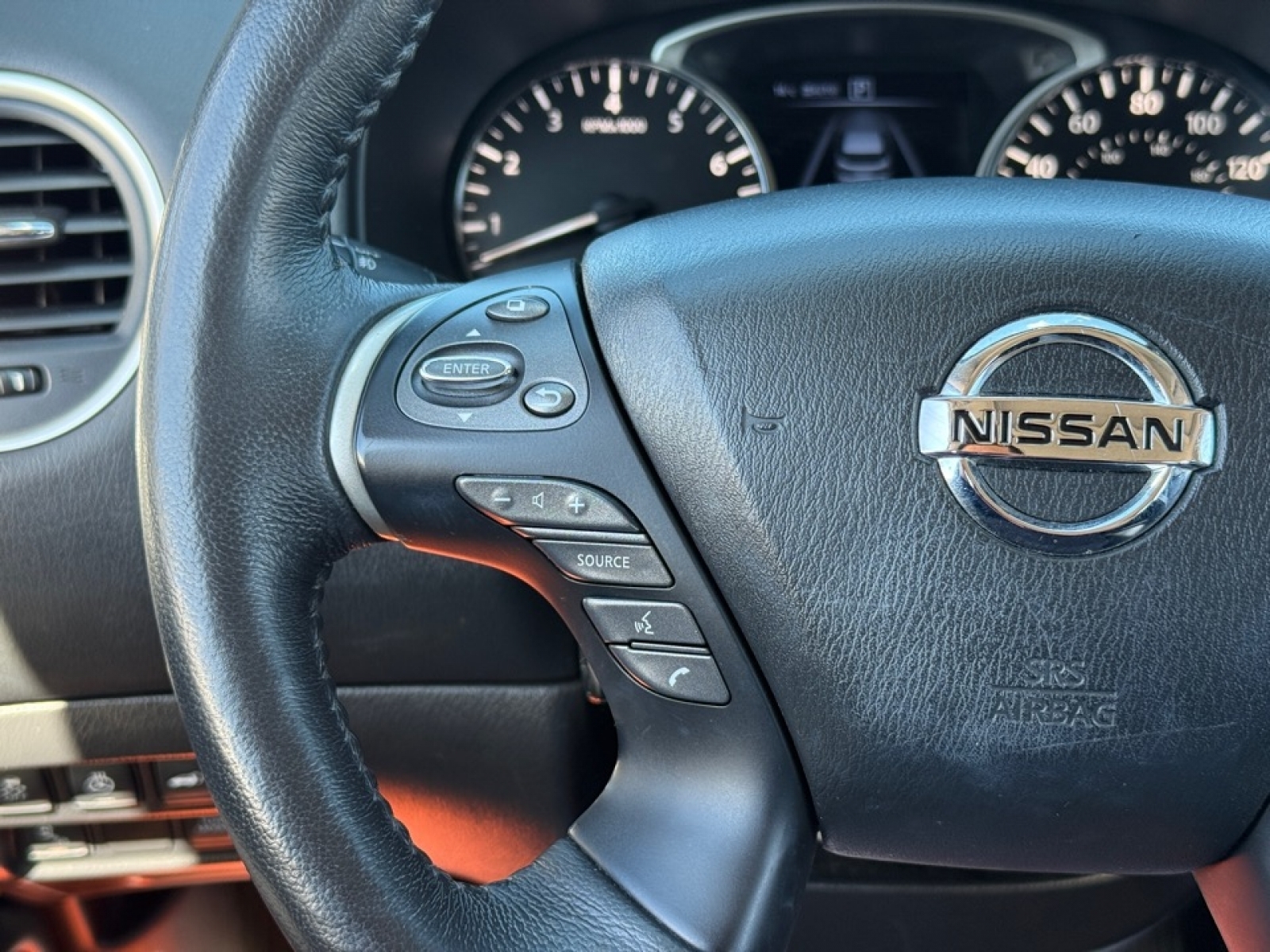 2020 Nissan Pathfinder Platinum 4WD, 38390, Photo