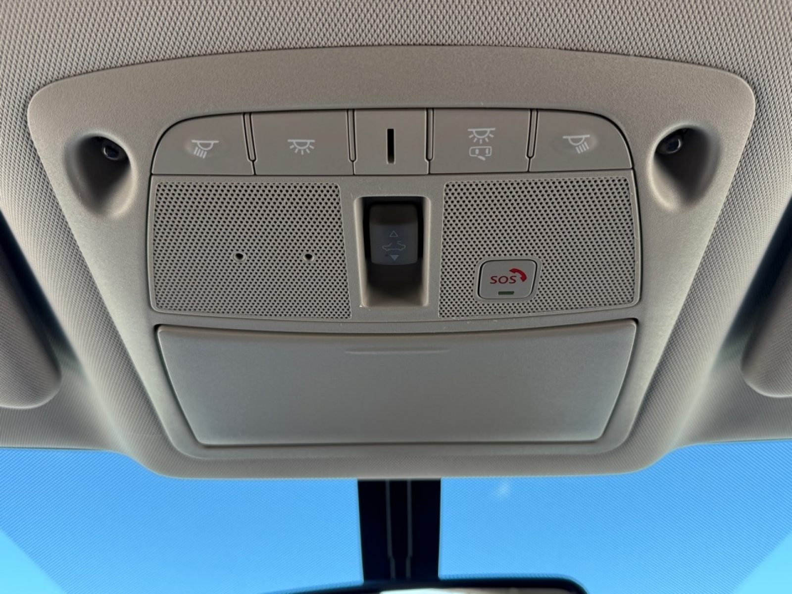 2020 Nissan Pathfinder Platinum 4WD, 38390, Photo