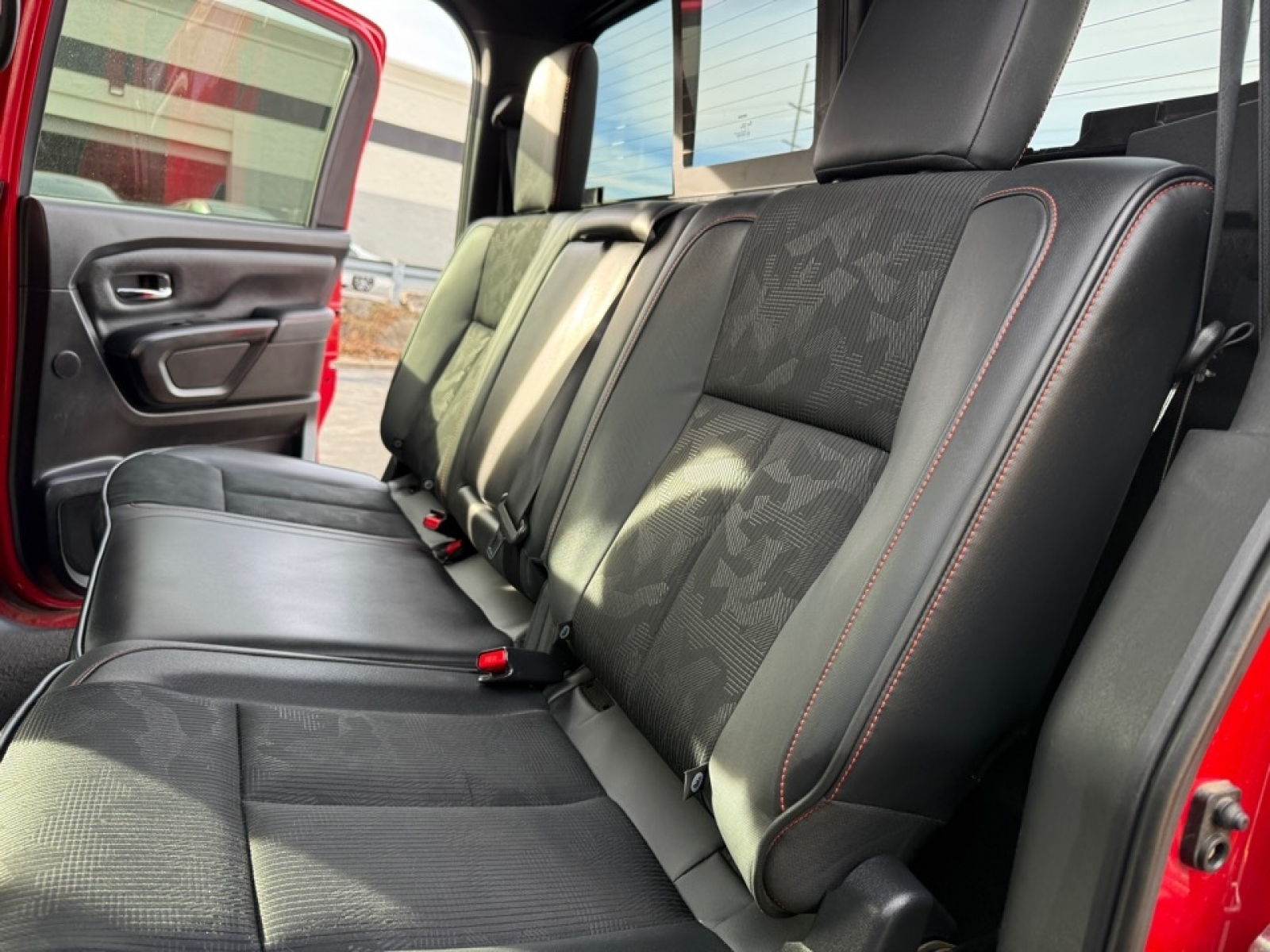 2020 Nissan TITAN Crew Cab PRO-4X 4x4, 39228, Photo