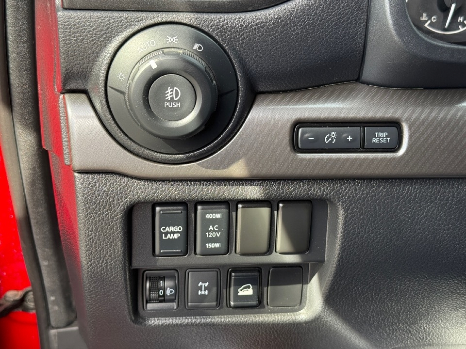 2020 Nissan TITAN Crew Cab PRO-4X 4x4, 39228, Photo