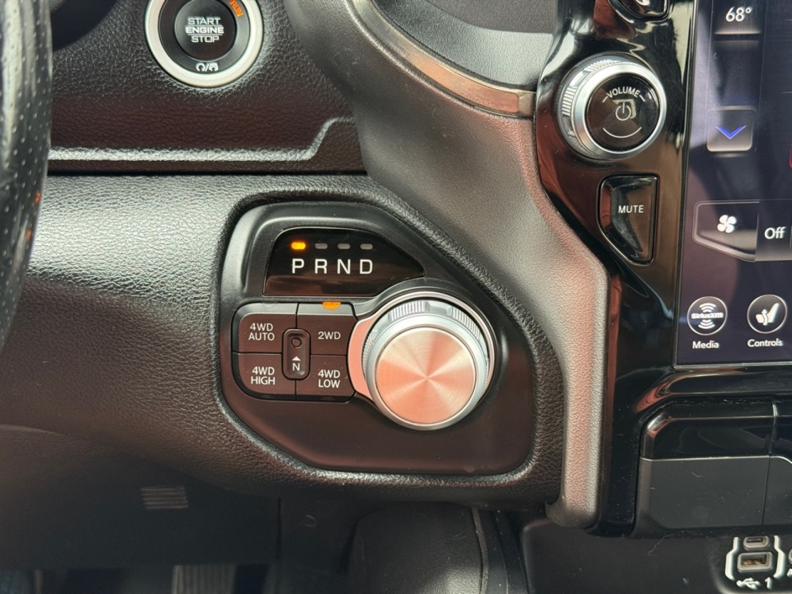 2020 Ram 1500 Rebel photo 29