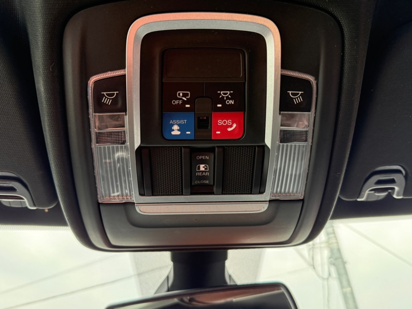 2020 Ram 1500 Rebel photo 33