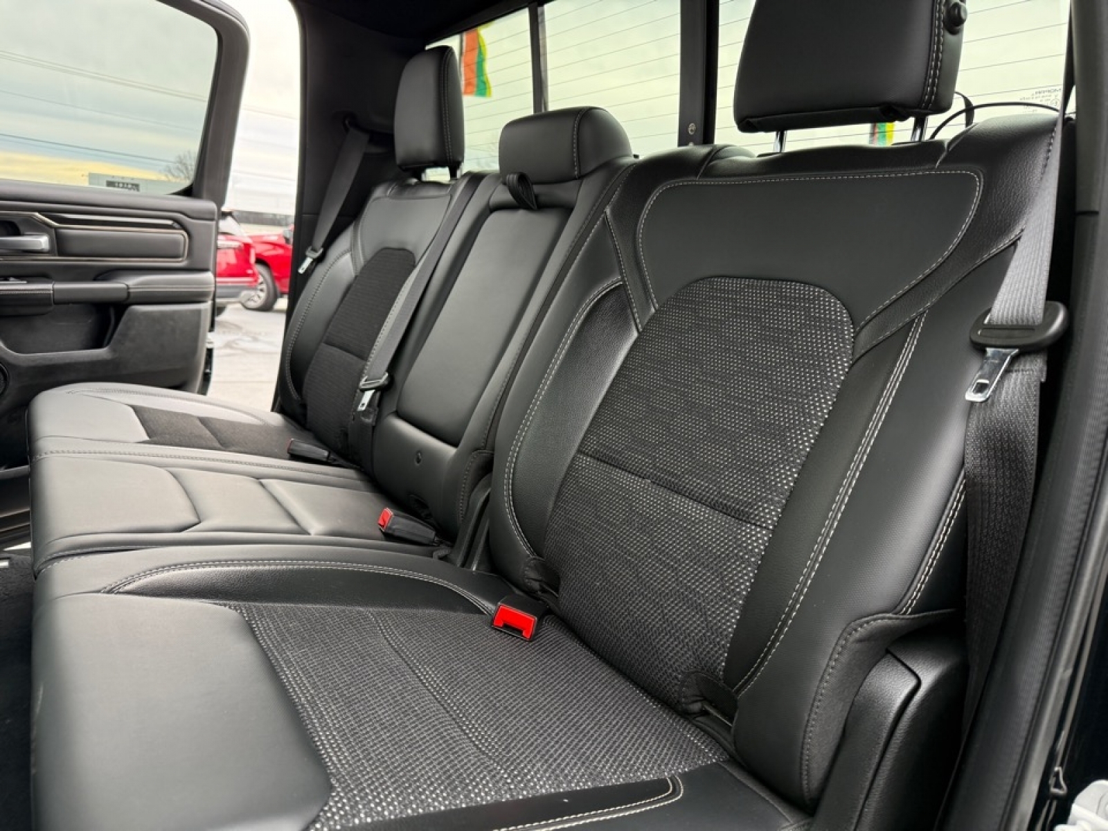 2020 Ram 1500 Sport, 39220, Photo