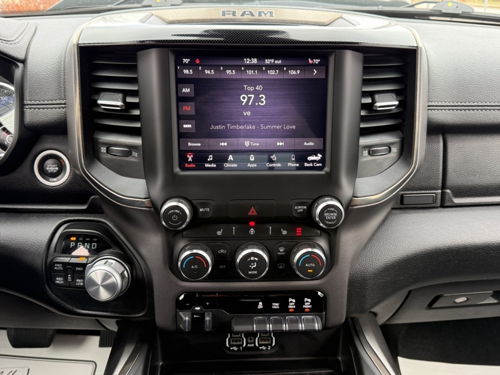 2020 Ram 1500 Sport, 39220, Photo