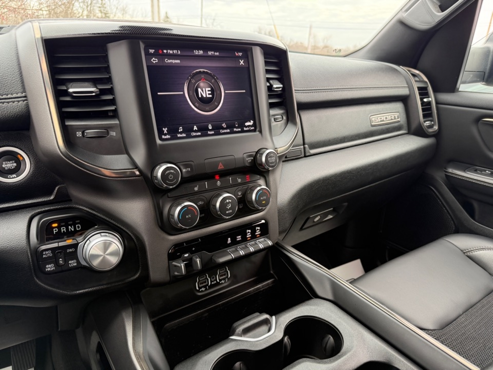 2020 Ram 1500 Sport, 39220, Photo