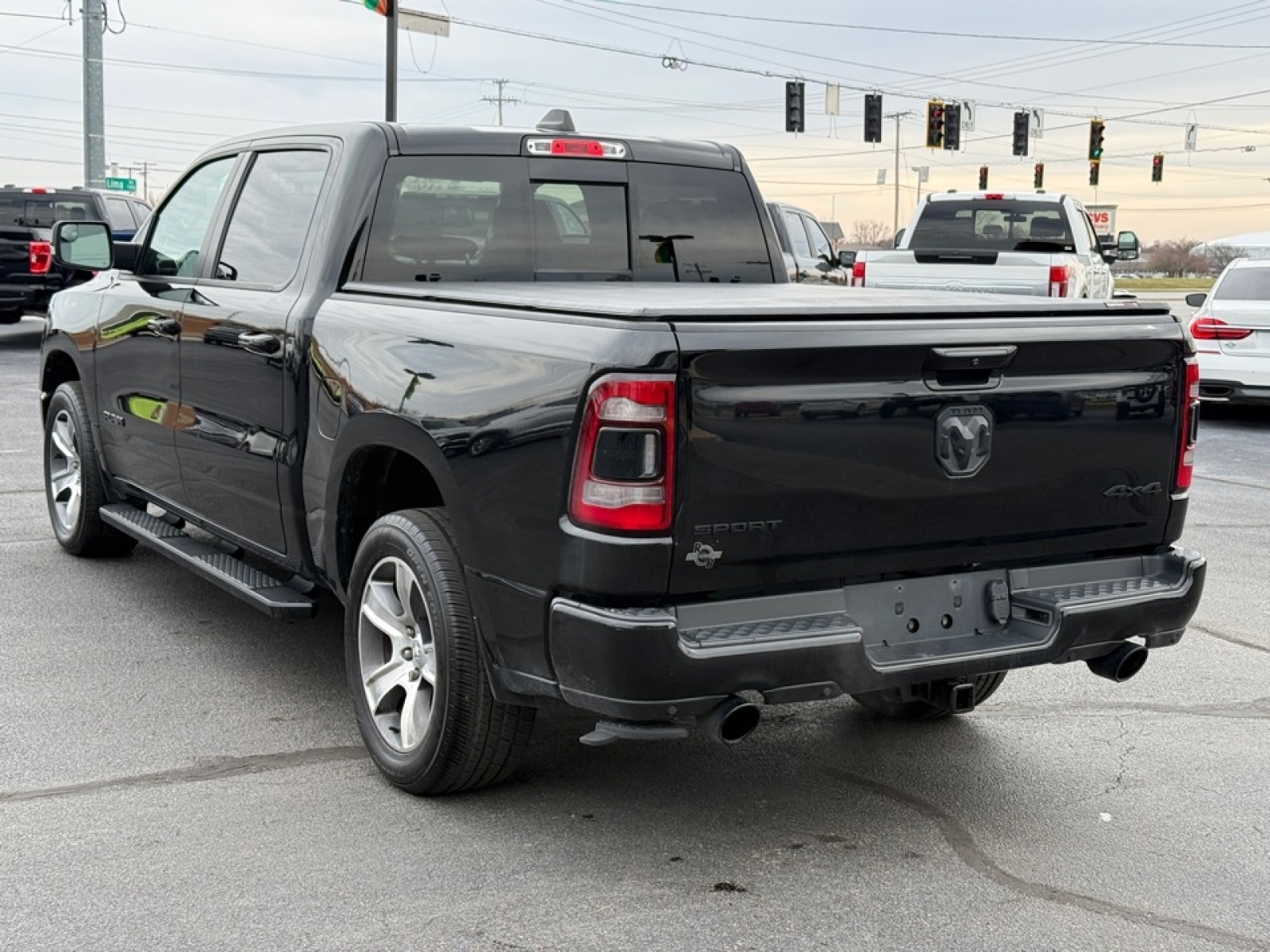 2020 Ram 1500 Sport, 39220, Photo