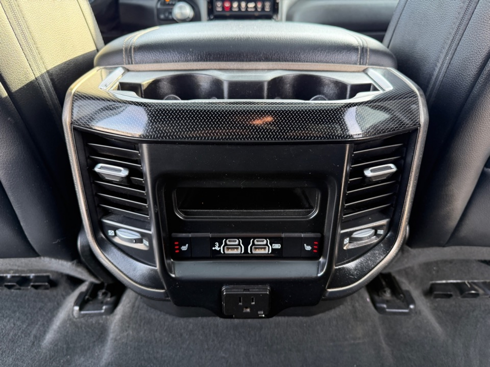 2020 Ram 1500 Rebel, 39379, Photo