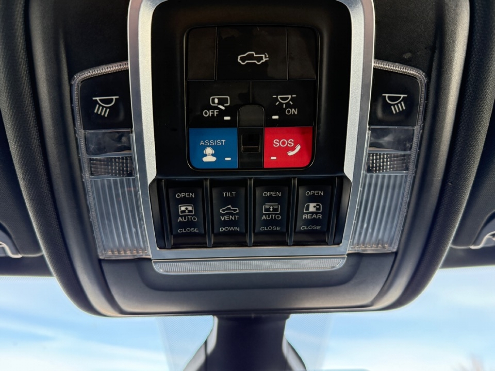 2020 Ram 1500 Rebel, 39379, Photo