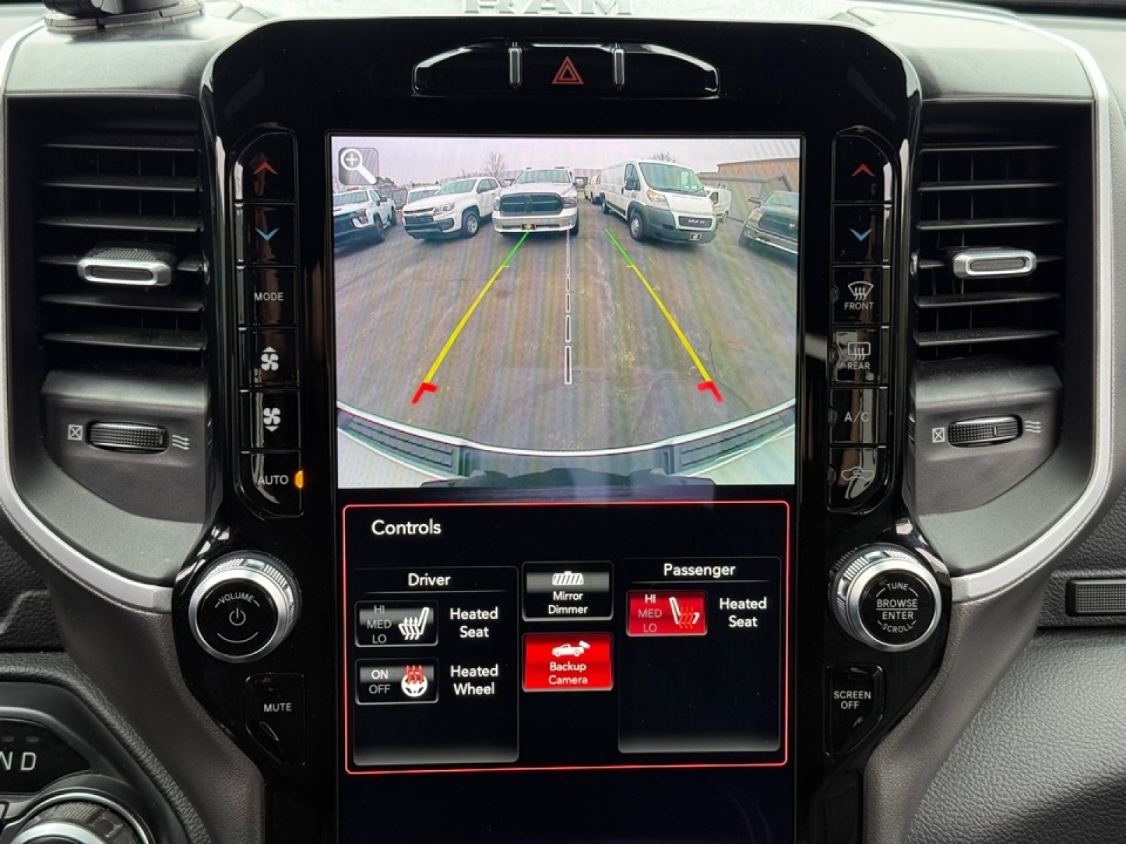 2020 Ram 1500 Big Horn Crew Cab 4x4 6'4