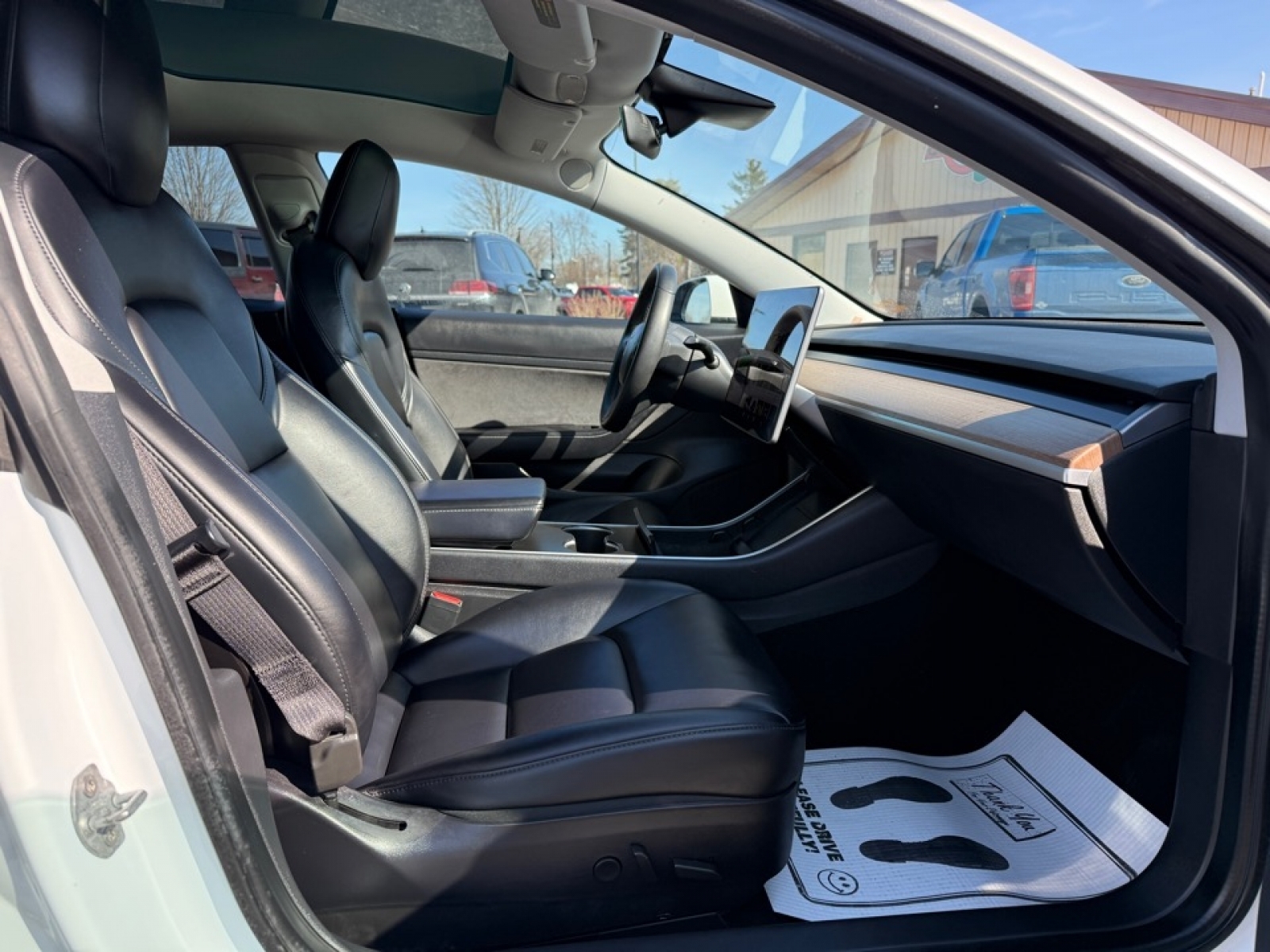 2020 Tesla Model 3 Standard Range Plus Rear-Wheel Drive, 39525, Photo
