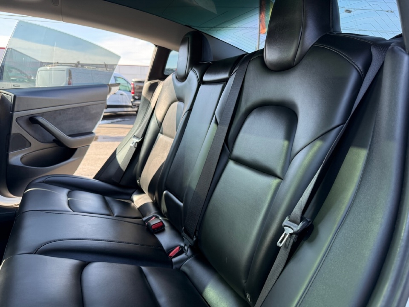 2020 Tesla Model 3 Standard Range Plus Rear-Wheel Drive, 39525, Photo