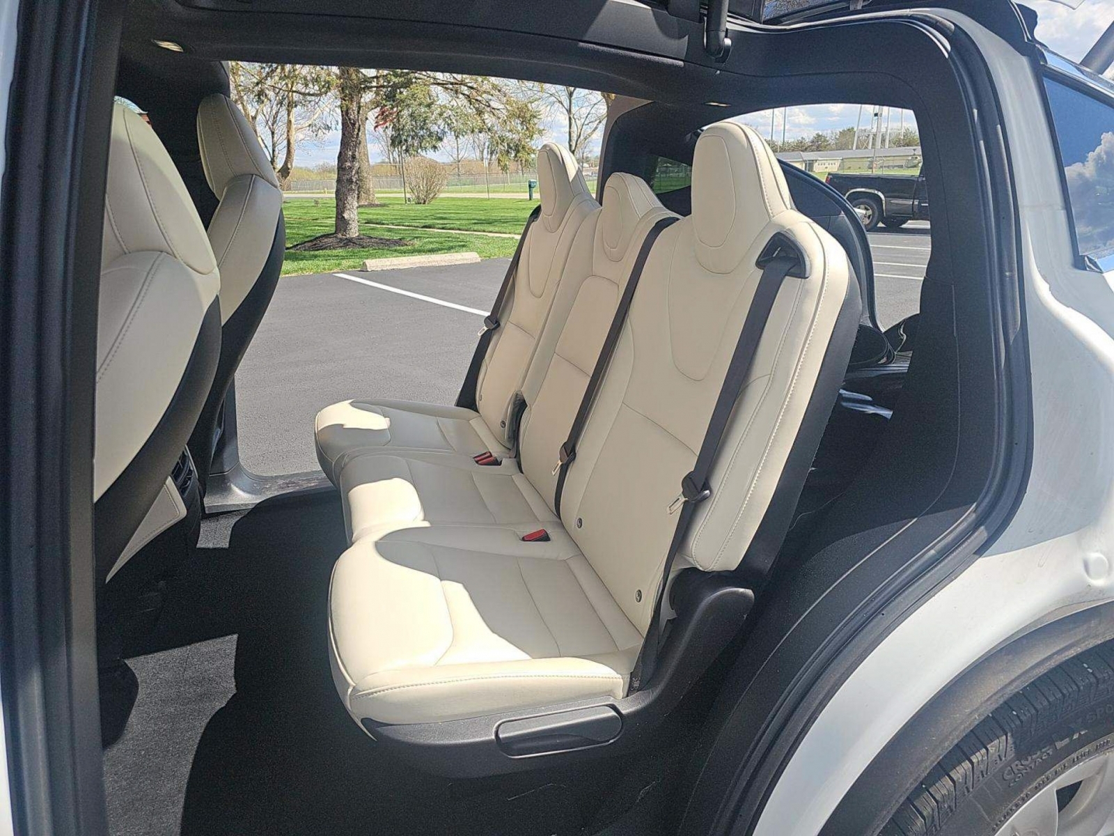 2020 Tesla Model X Long Range Dual Motor All-Wheel Drive, 39893, Photo