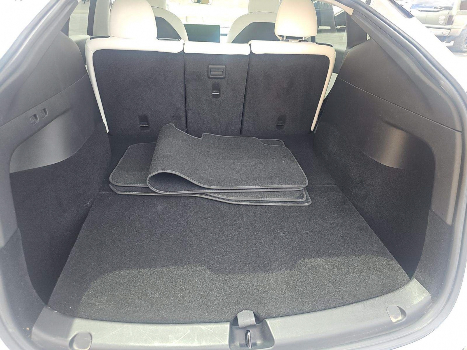 2020 Tesla Model Y Long Range Dual Motor All-Wheel Drive, 39892, Photo