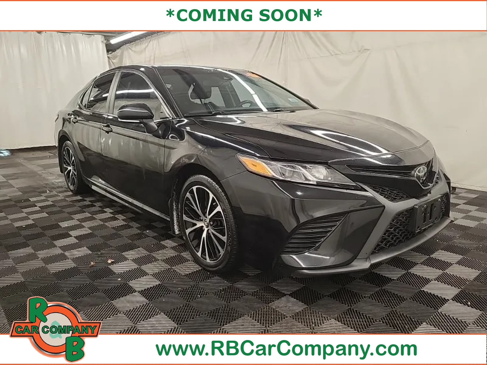 2020 Toyota Camry SE, 39224, Photo