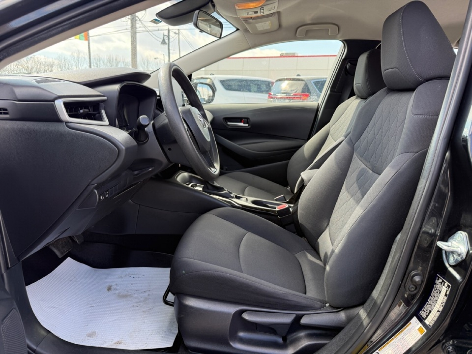 2020 Toyota Corolla LE, 39257A, Photo