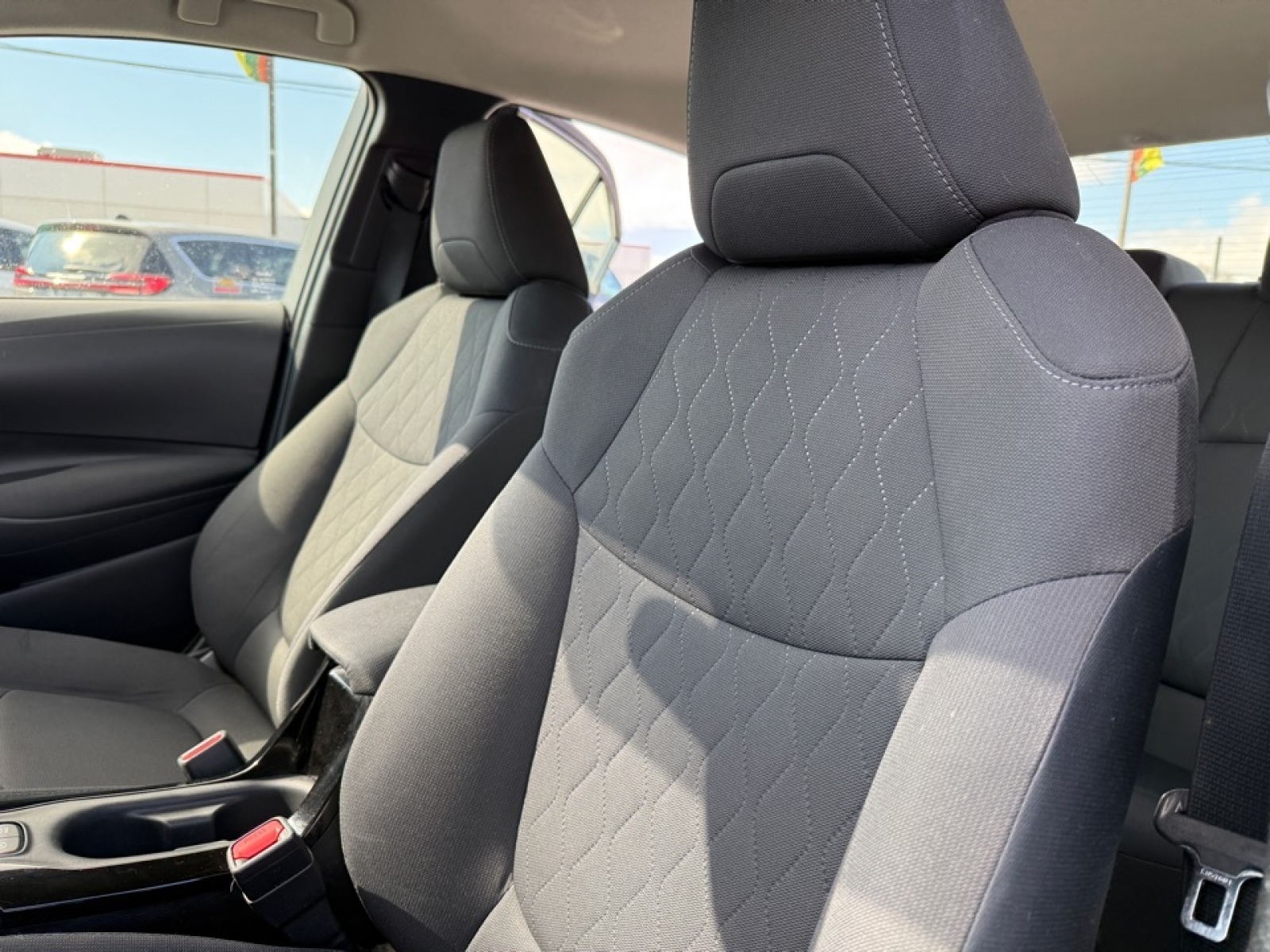 2020 Toyota Corolla LE, 39257A, Photo