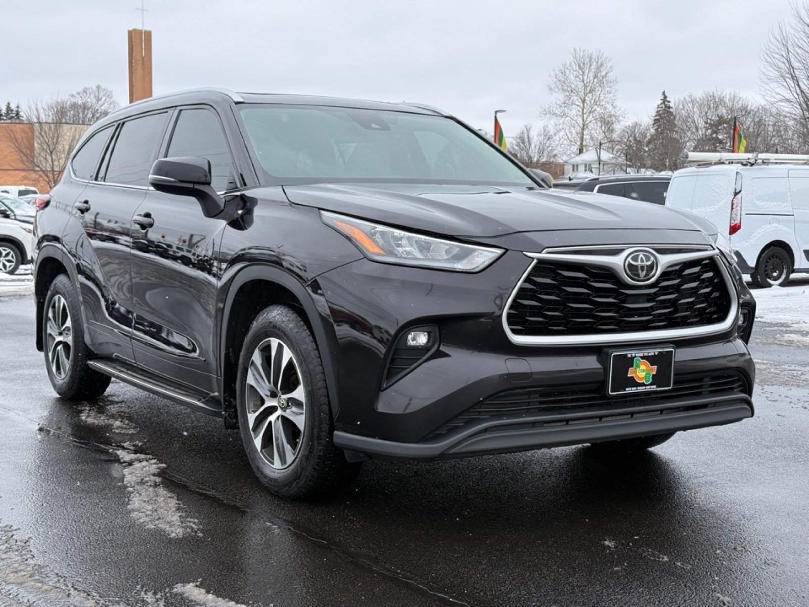 2020 Toyota Highlander XLE, 39336, Photo