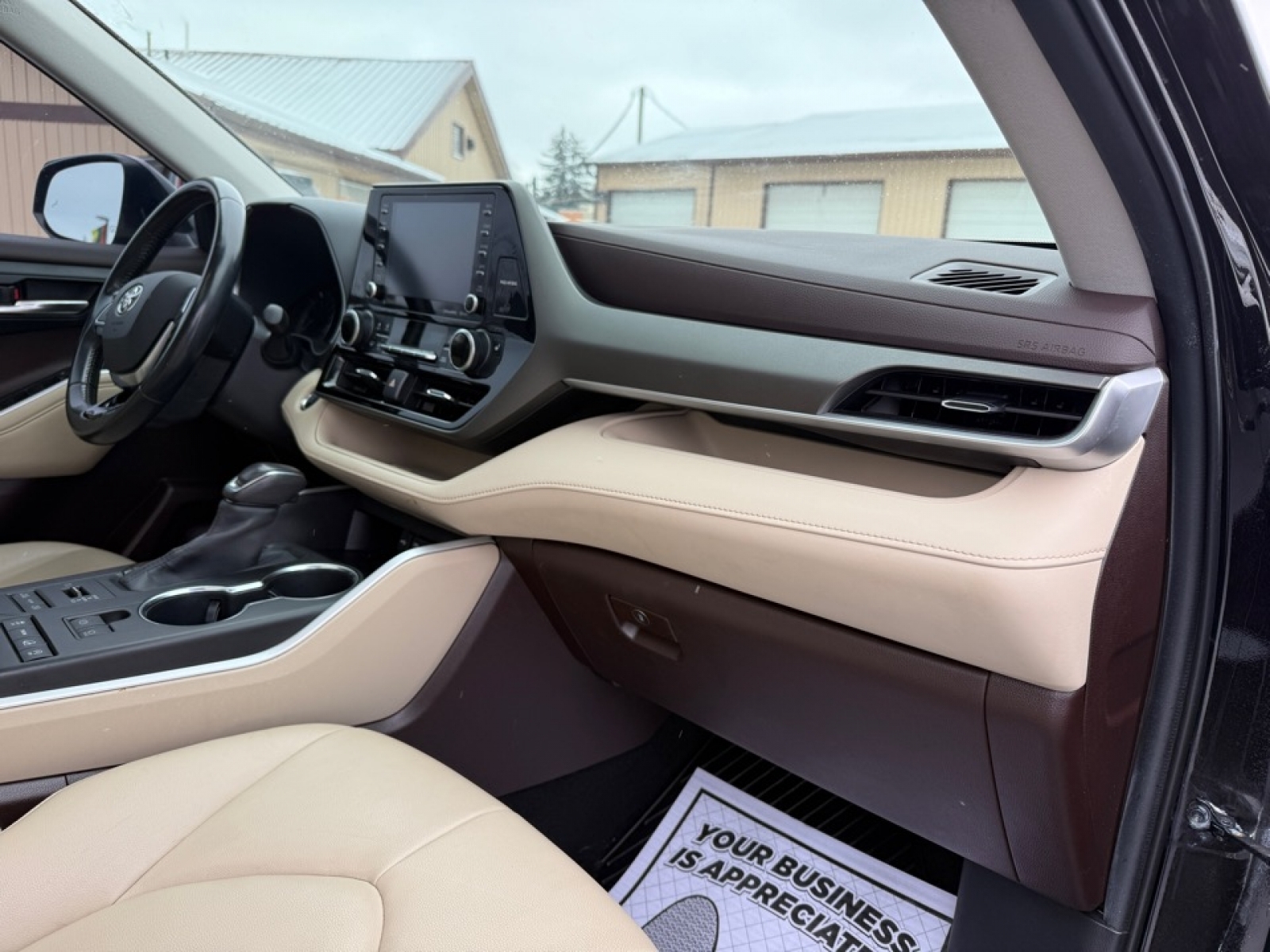2020 Toyota Highlander XLE, 39336, Photo