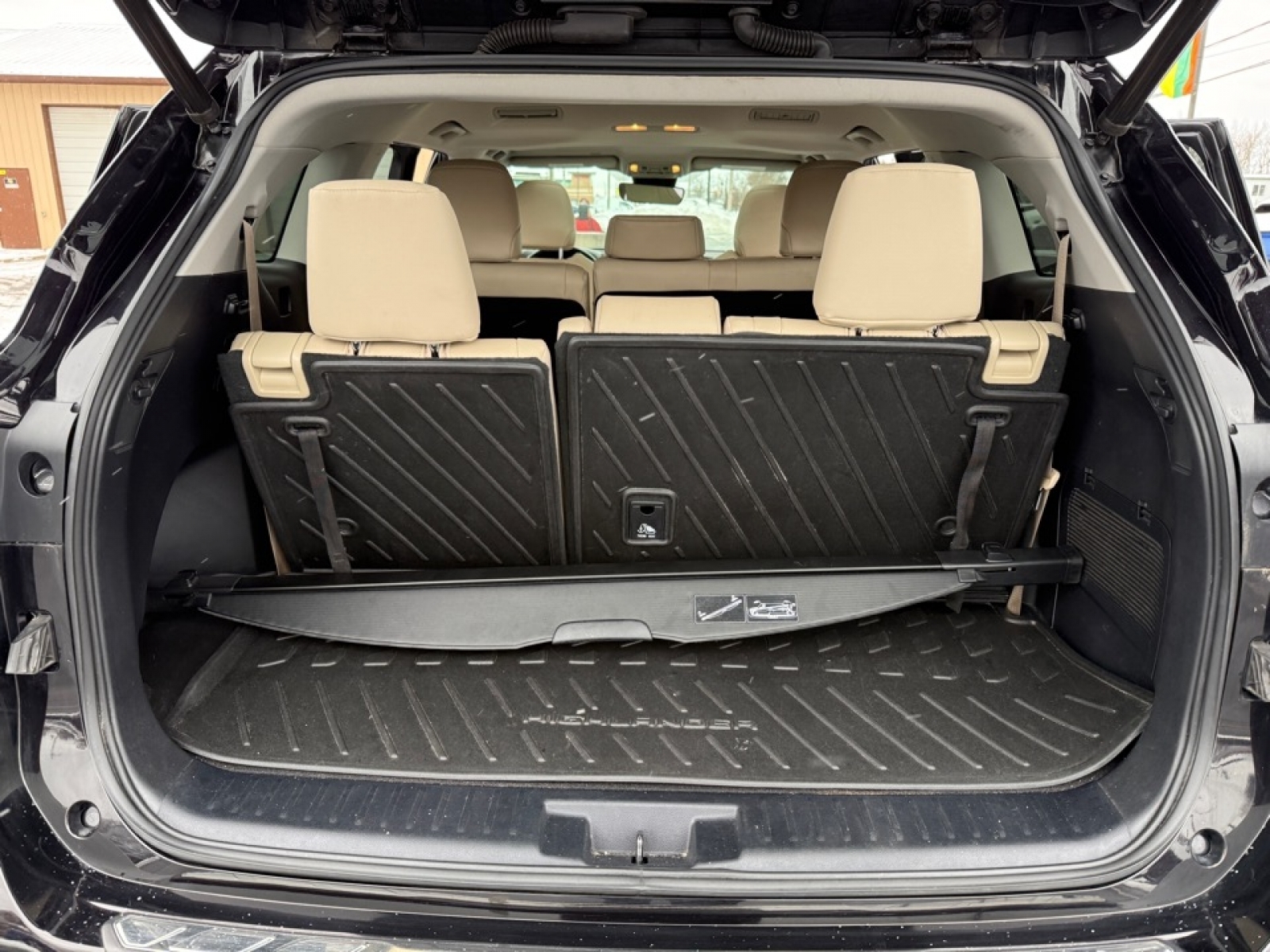 2020 Toyota Highlander XLE, 39336, Photo