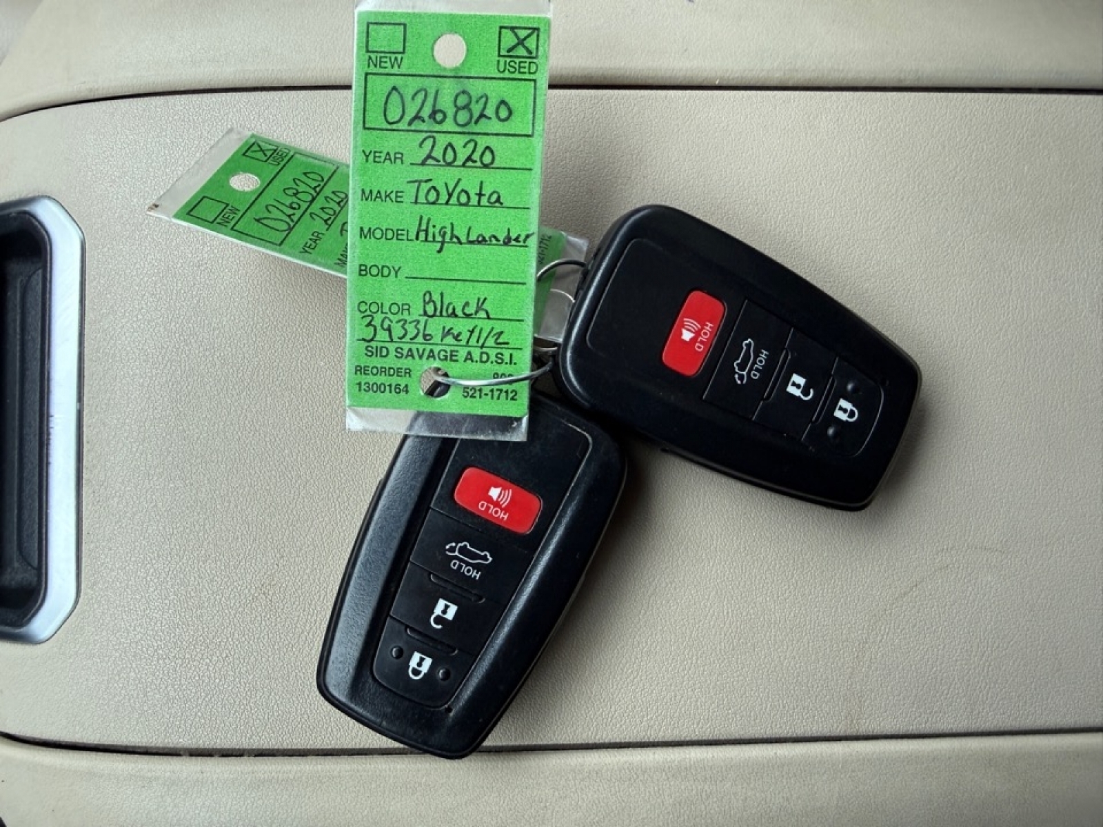 2020 Toyota Highlander XLE, 39336, Photo