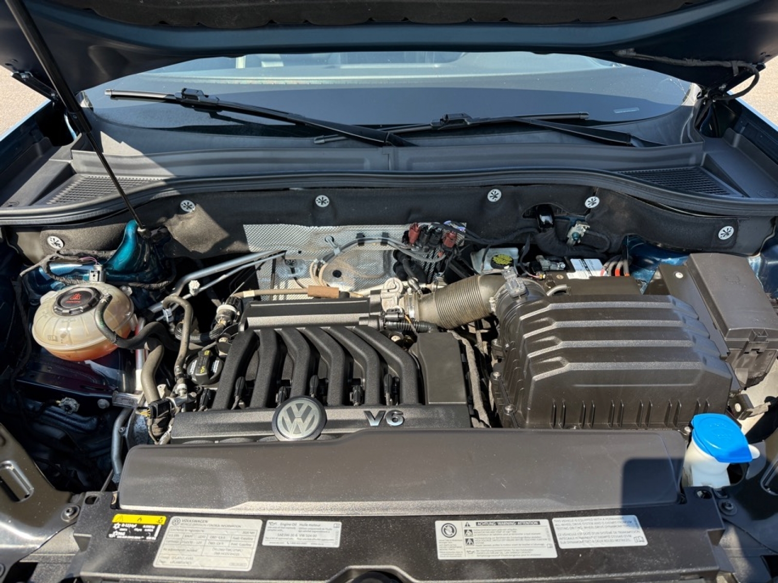 2020 Volkswagen Atlas Cross Sport 3.6L V6 SEL, 38856, Photo