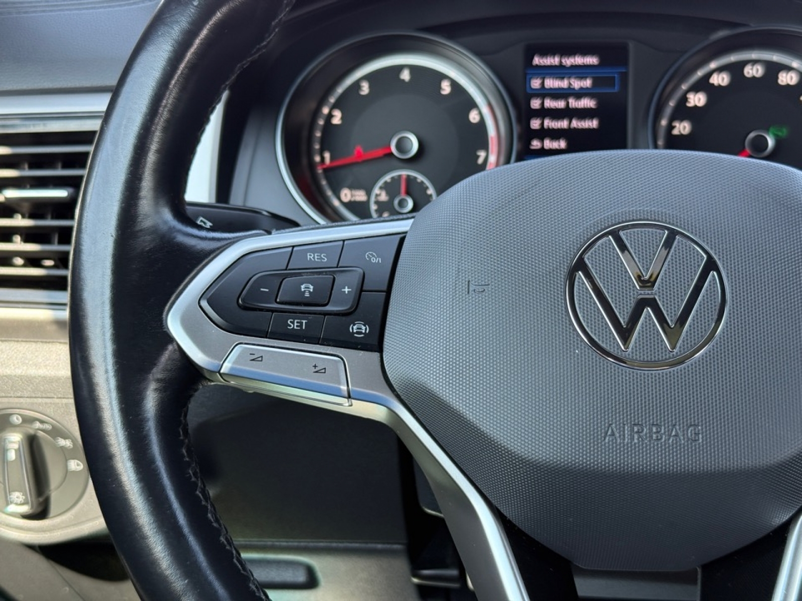 2020 Volkswagen Atlas Cross Sport 3.6L V6 SEL, 38856, Photo