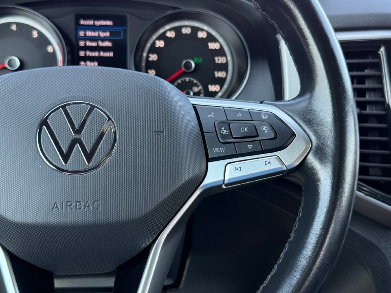 2020 Volkswagen Atlas Cross Sport 3.6L V6 SEL, 38856, Photo