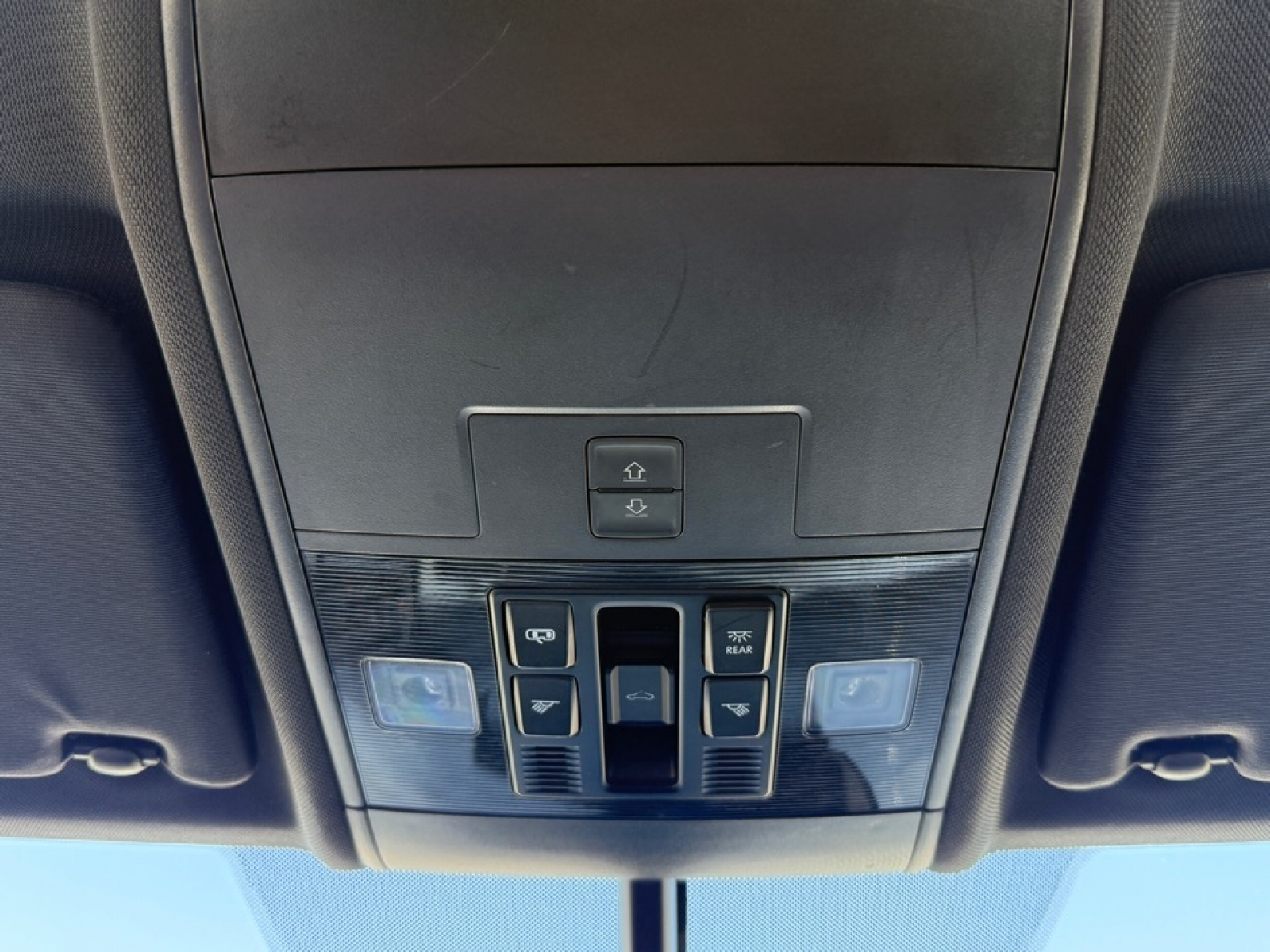 2020 Volkswagen Atlas Cross Sport 3.6L V6 SEL, 38856, Photo