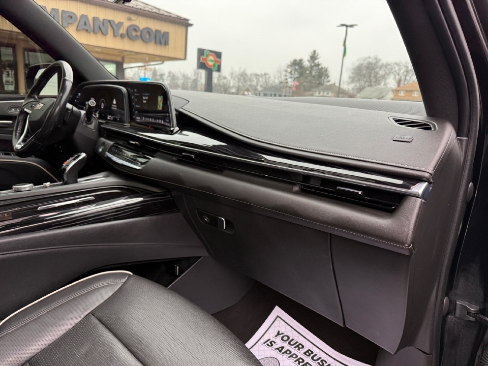 2021 Cadillac Escalade Sport, 39305, Photo