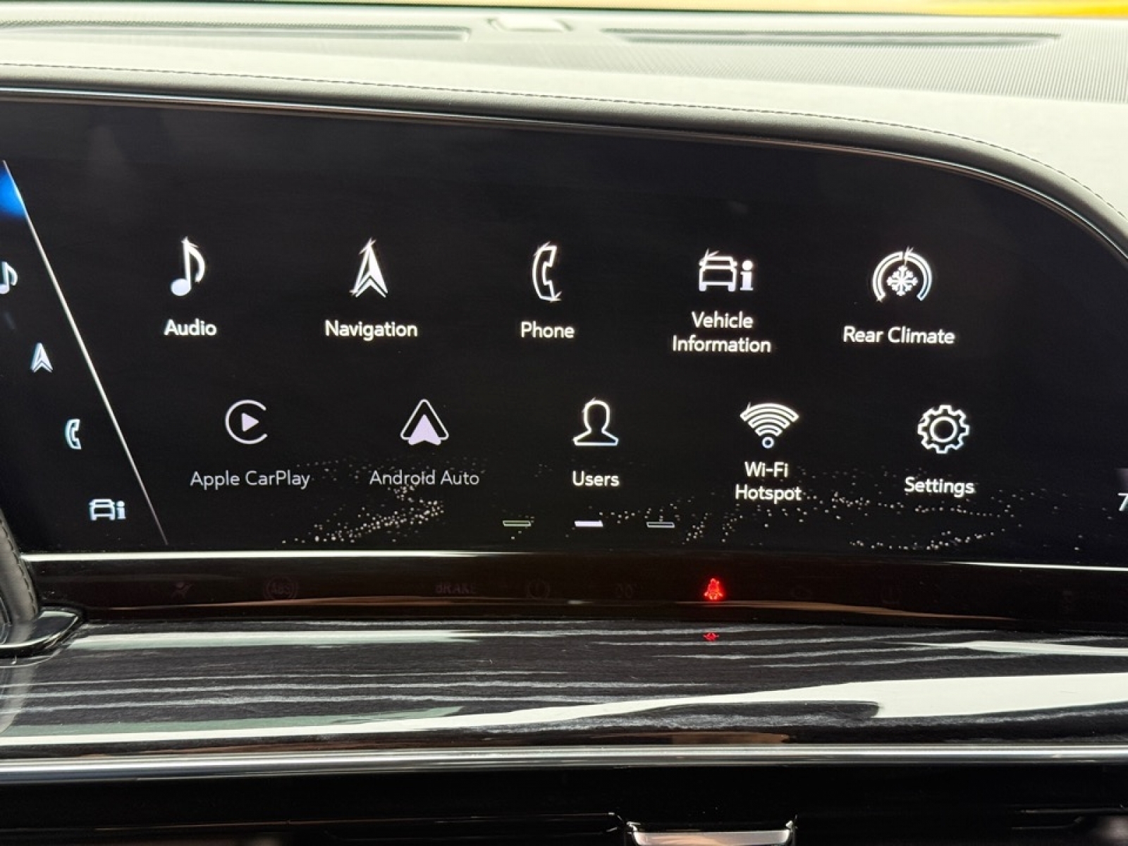 2021 Cadillac Escalade Sport, 39305, Photo