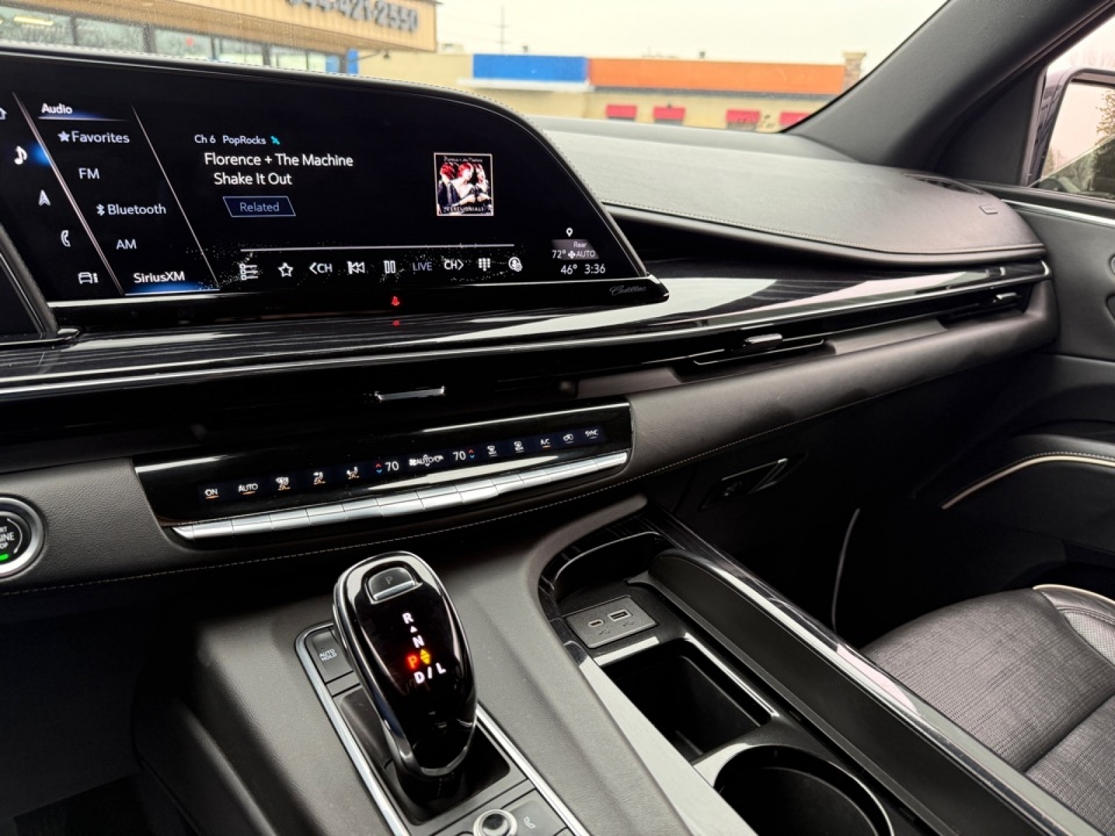 2021 Cadillac Escalade Sport, 39305, Photo