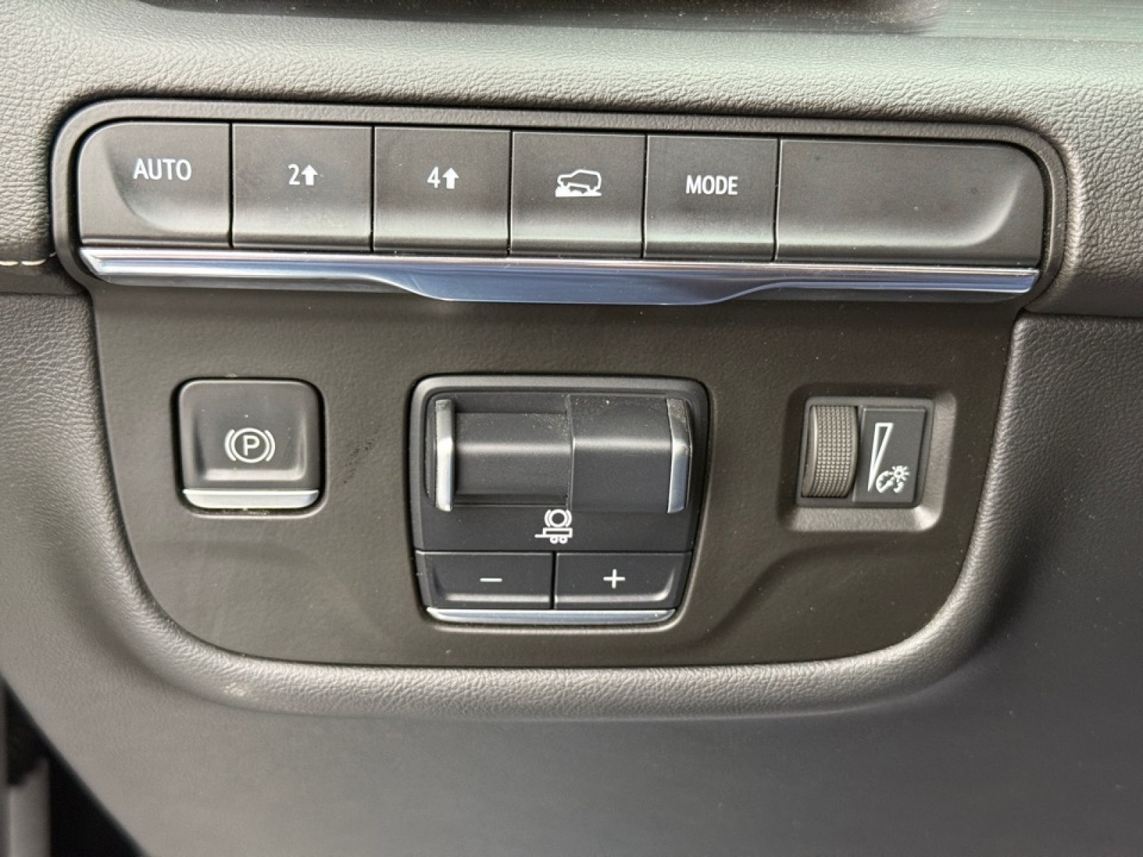 2021 Cadillac Escalade Sport, 39305, Photo