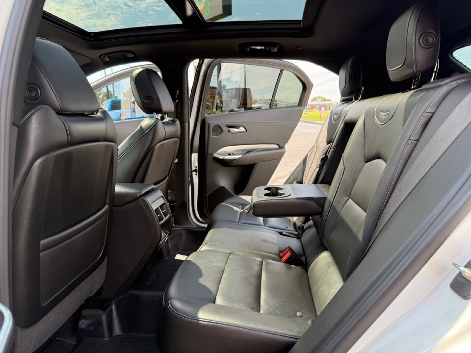 2021 Cadillac XT4 Premium Luxury photo 14
