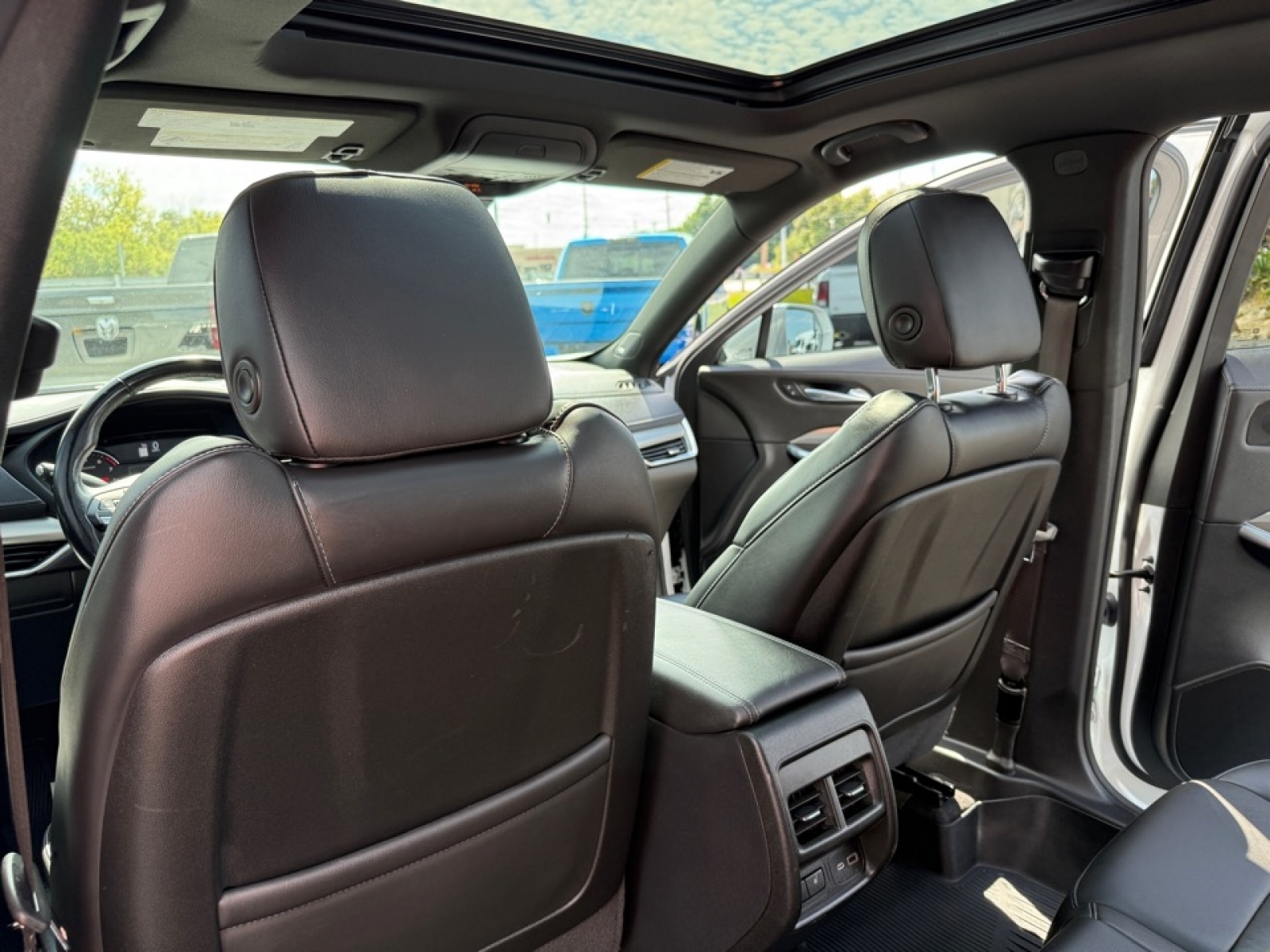 2021 Cadillac XT4 Premium Luxury photo 18