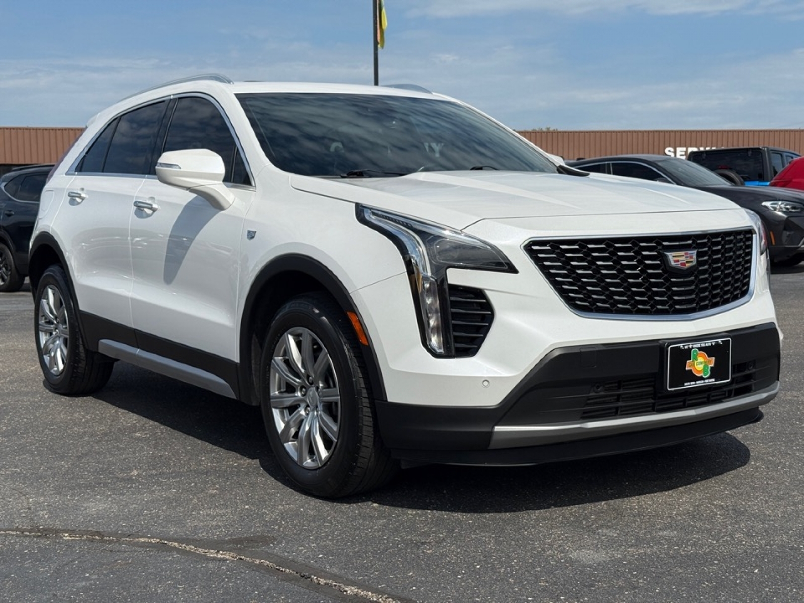 2021 Cadillac XT4 Premium Luxury photo 2