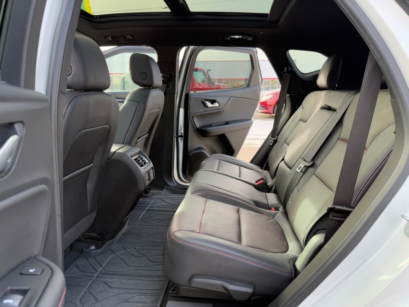 2021 Chevrolet Blazer AWD RS, 37937, Photo