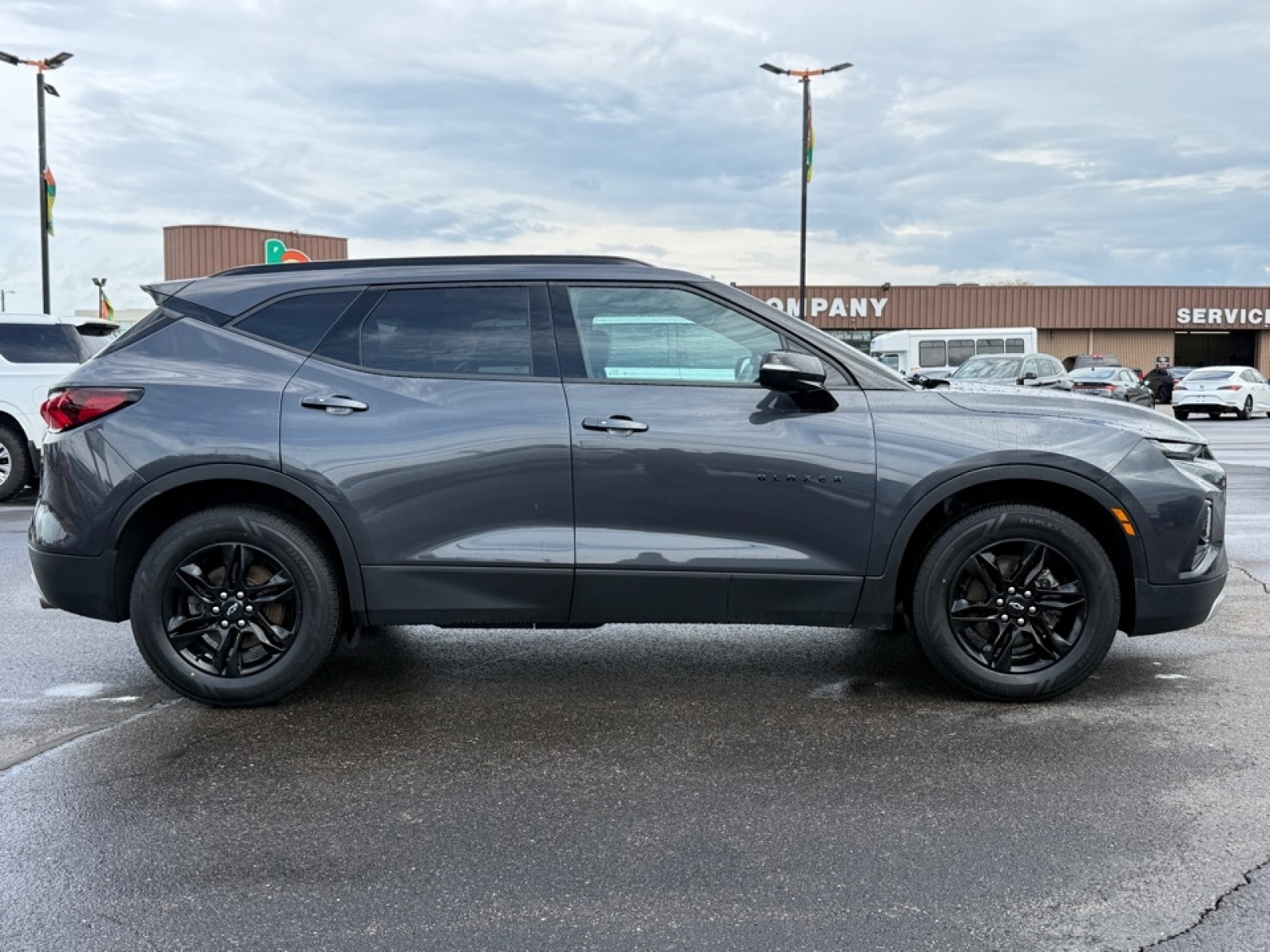 2021 Chevrolet Blazer FWD 2LT, 39676, Photo