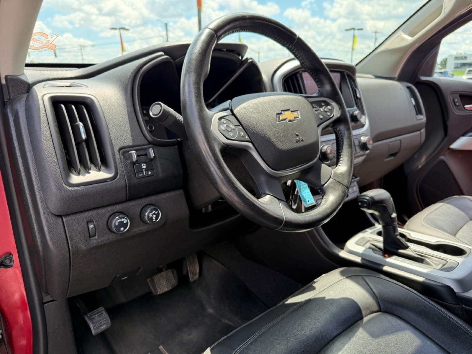 2021 Chevrolet Colorado ZR2 photo 13