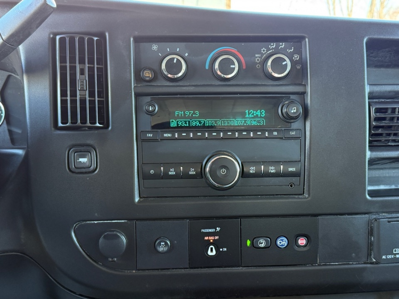 2021 Chevrolet Express Cargo RWD 2500 Regular Wheelbase WT, 39341, Photo