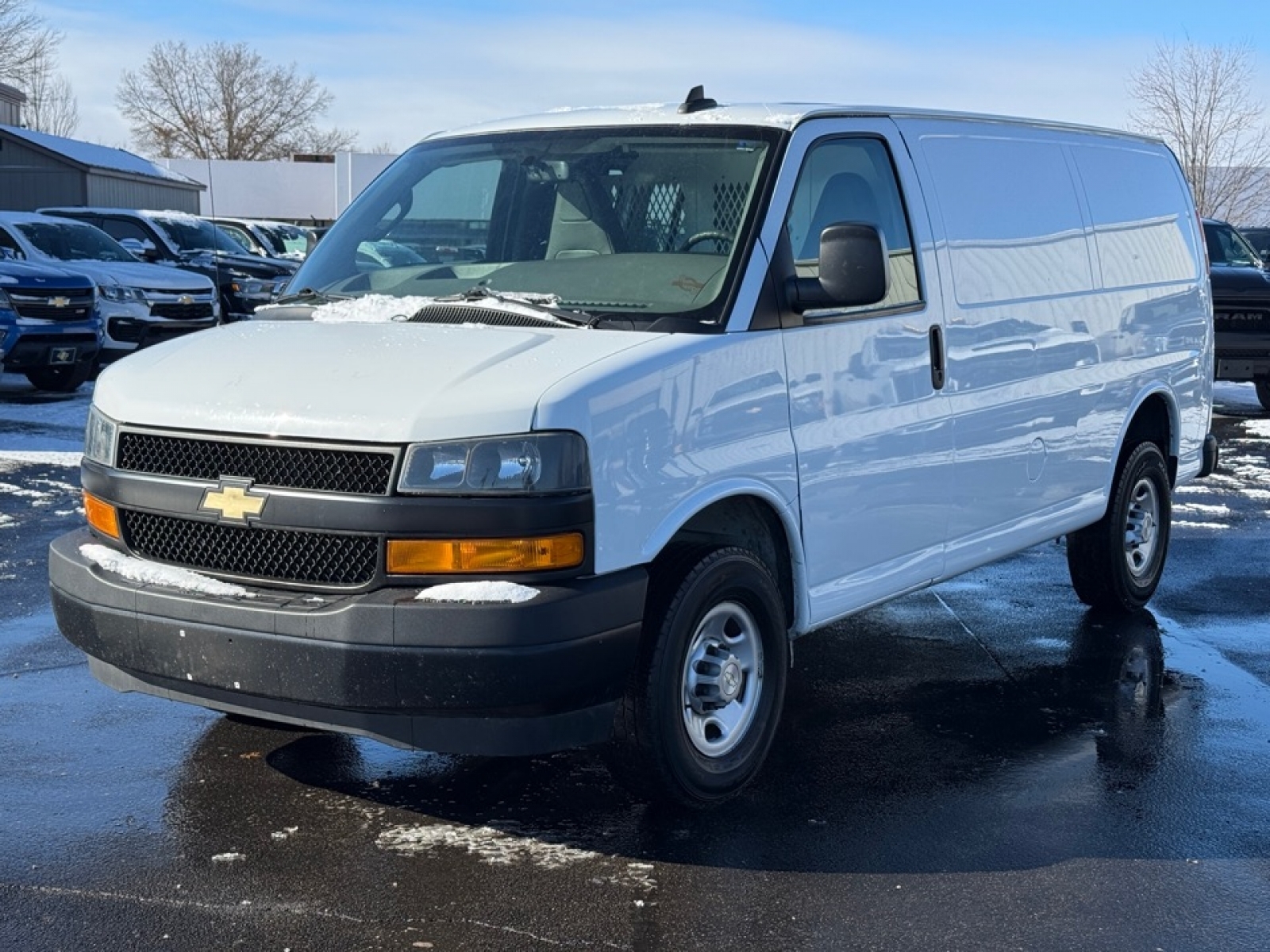 2021 Chevrolet Express Cargo RWD 2500 Regular Wheelbase WT, 39341, Photo