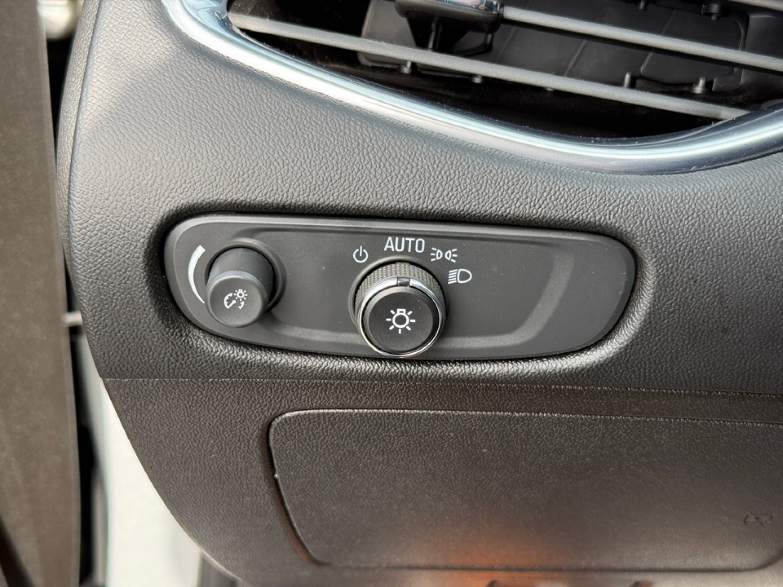 2021 Chevrolet Malibu LT, 39578, Photo