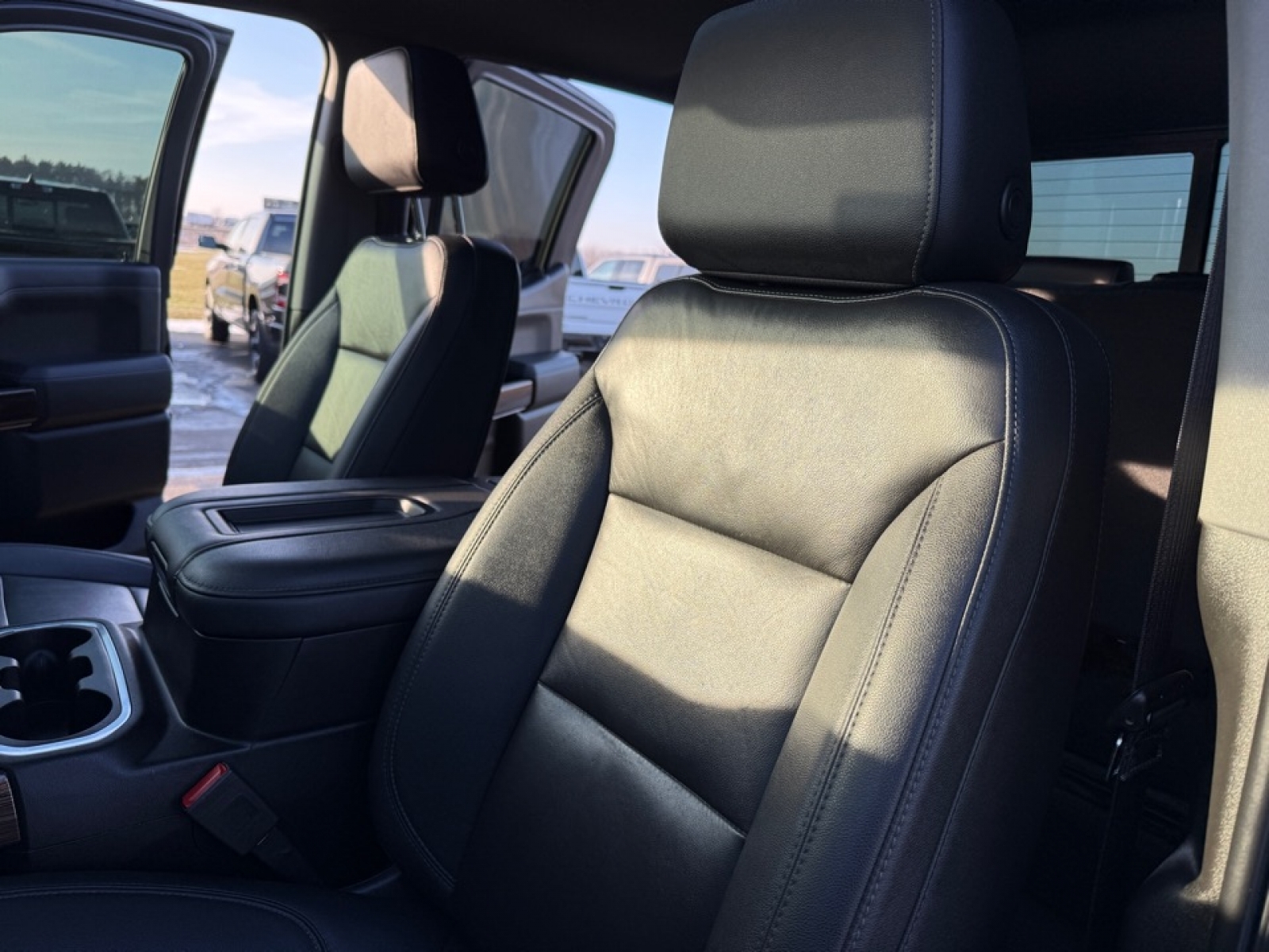 2021 Chevrolet Silverado 1500 RST, 39303, Photo