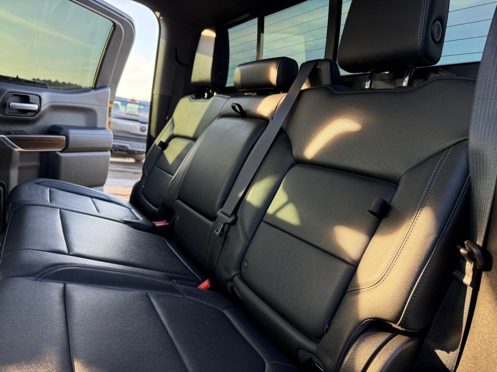 2021 Chevrolet Silverado 1500 RST, 39303, Photo