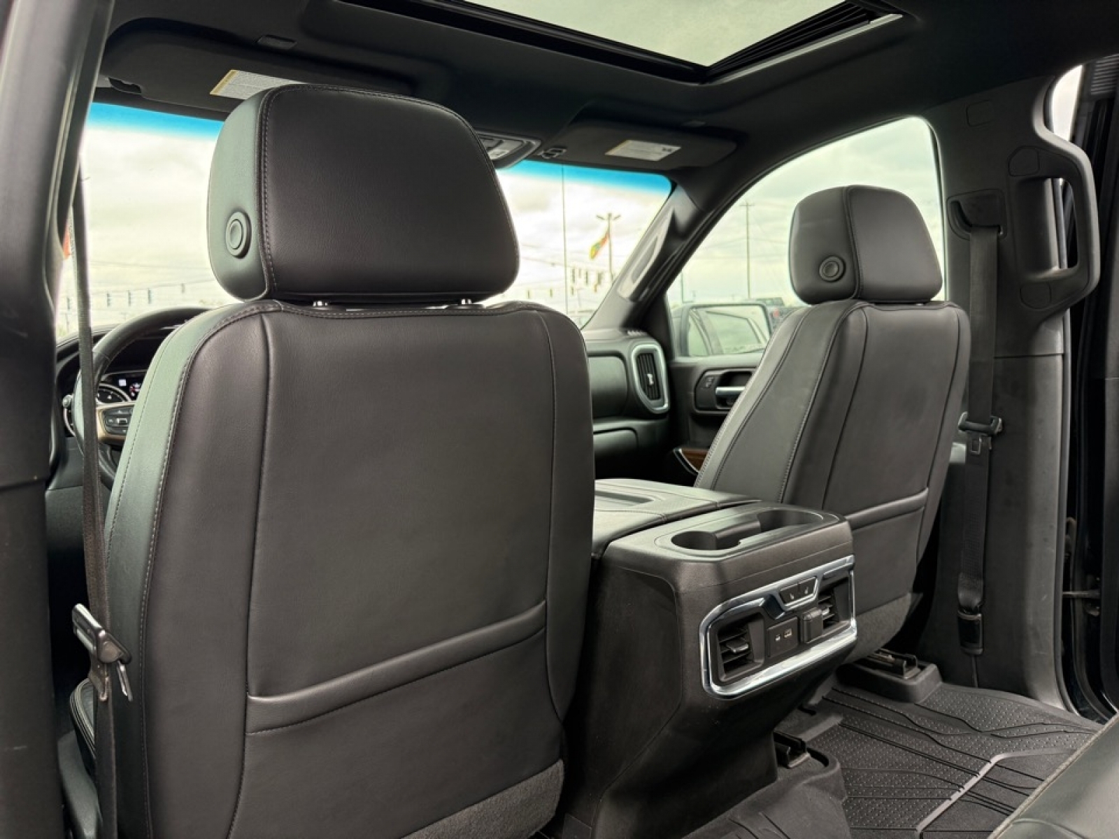 2021 Chevrolet Silverado 1500 High Country, 39634, Photo